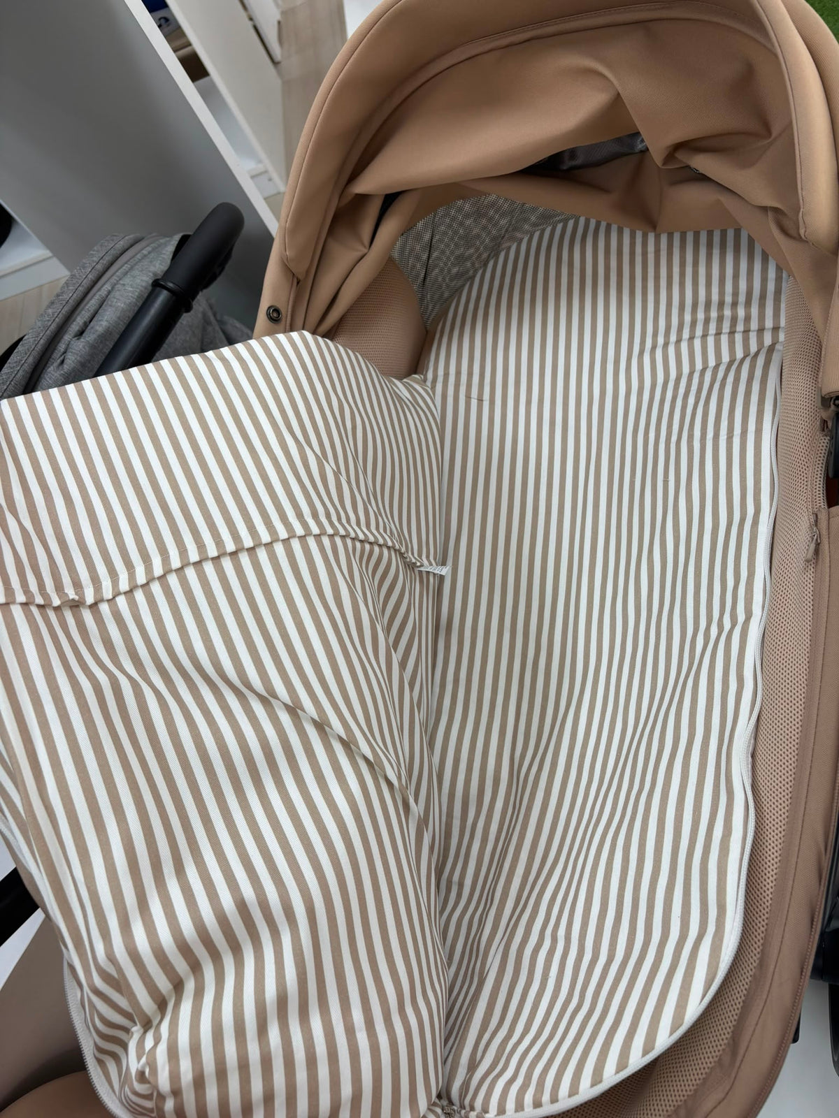 Saco capazo desenfundable rayas camel D´Peques