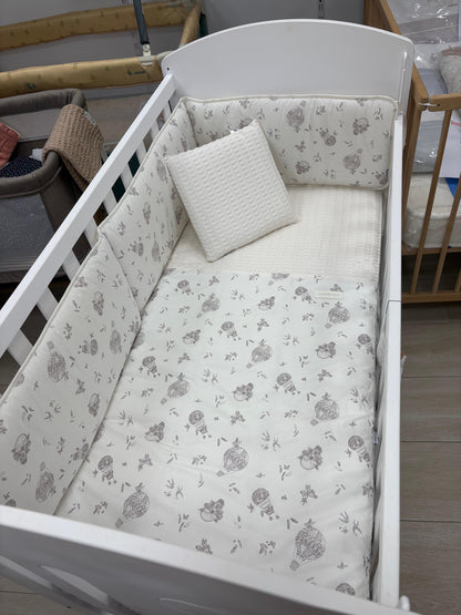 Colcha con protector para cuna de 60 x 120 Globo Cambrass